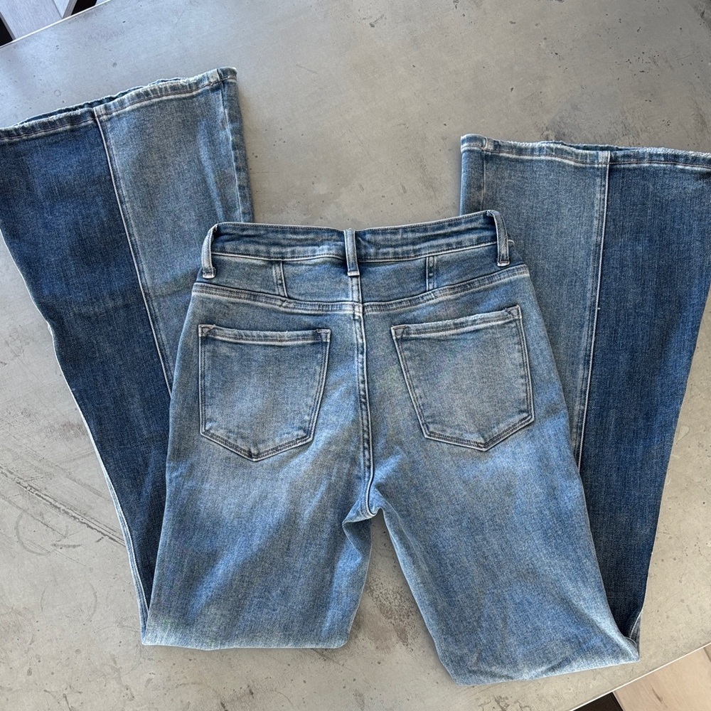 NWOT Flying Monkey Two-Tone Blue High-Waist Flare Jeans - Picture 5 of 6